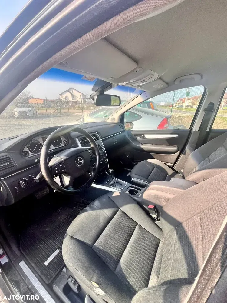 Mercedes-Benz B 200 W245 — imagine 2