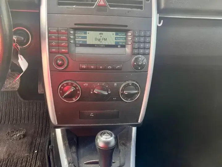 Mercedes-Benz B 200 W245