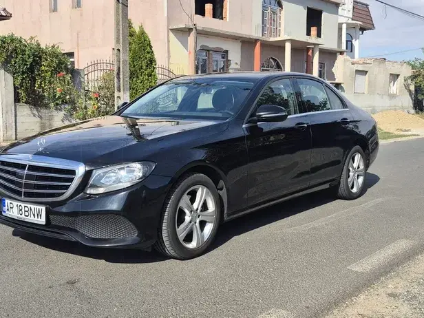 Mercedes-Benz E
