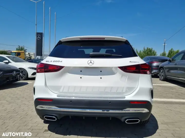 Mercedes-Benz GLA H247 200 d 4Matic 8G-DCT AMG Line