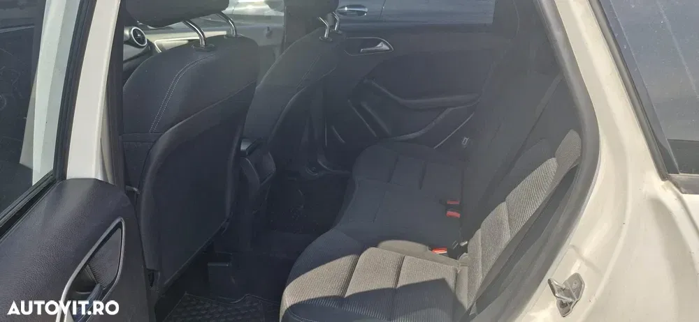 Mercedes-Benz B 220 W246 — imagine 4