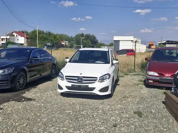 Mercedes-Benz B 220 W246