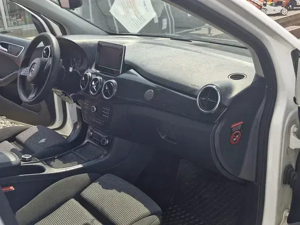 Mercedes-Benz B 220 W246