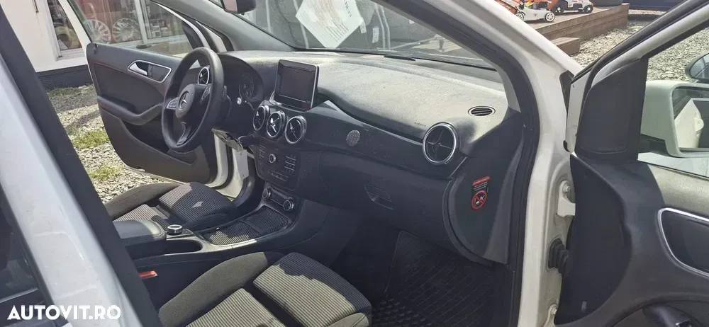 Mercedes-Benz B 220 W246 — imagine 6