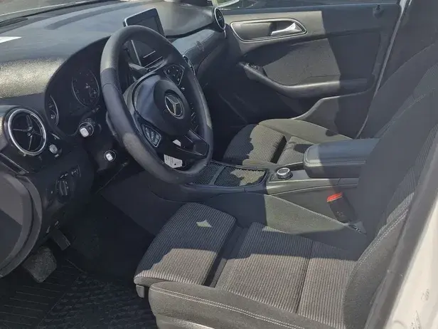 Mercedes-Benz B 220 W246