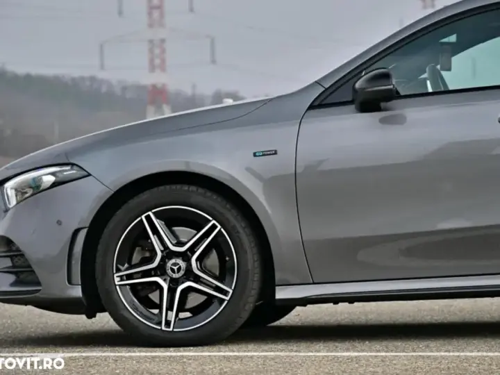 Mercedes-Benz A 250