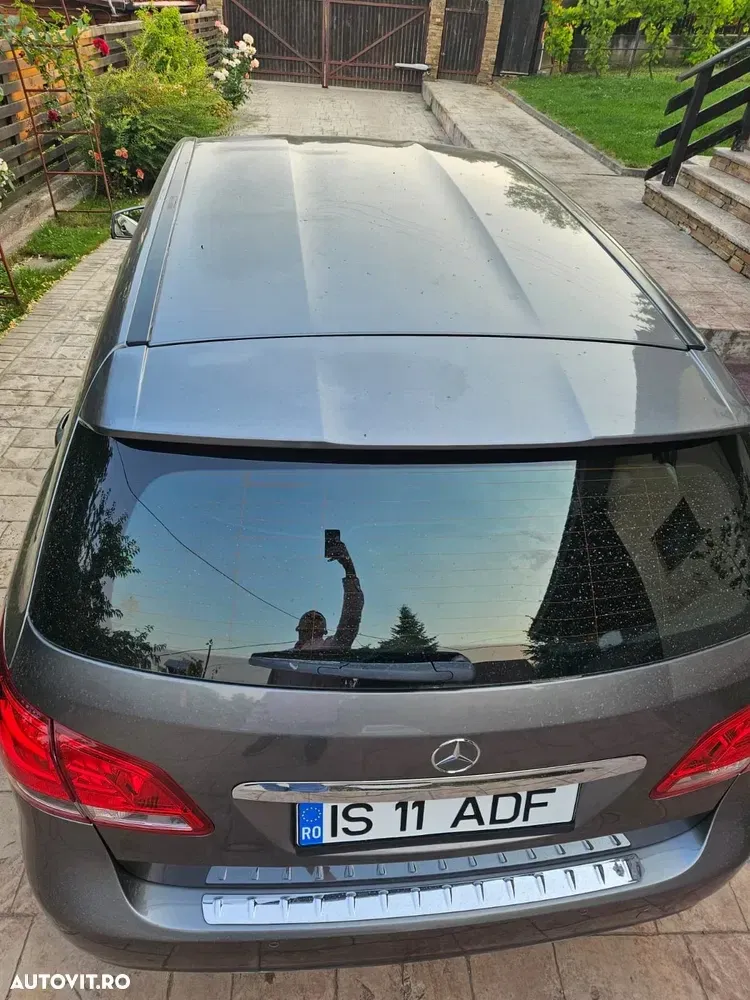 Mercedes-Benz EQB — imagine 6