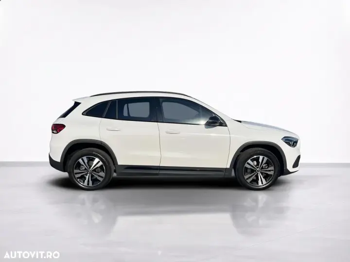 Mercedes-Benz GLA 200 d 4MATIC 8G-DCT Progressive
