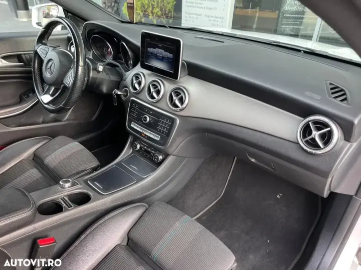 Mercedes-Benz CLA 200 C117