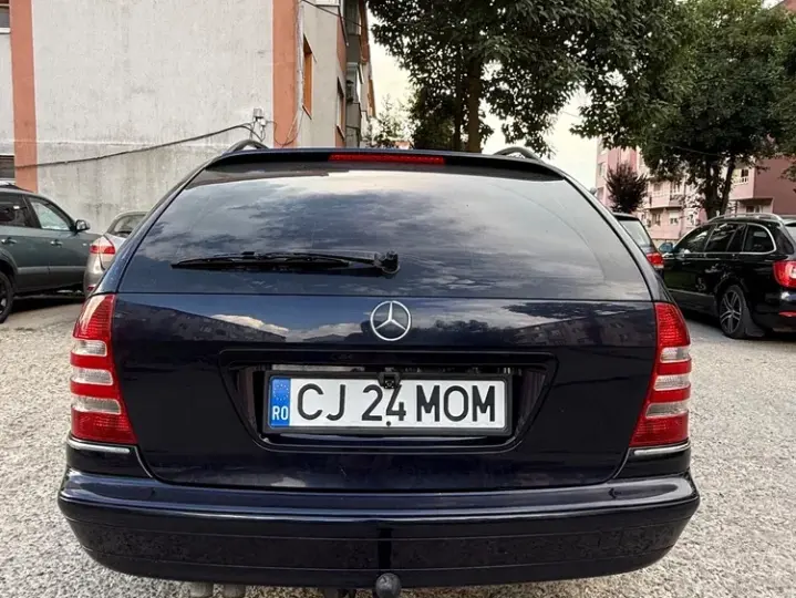Mercedes-Benz C W203
