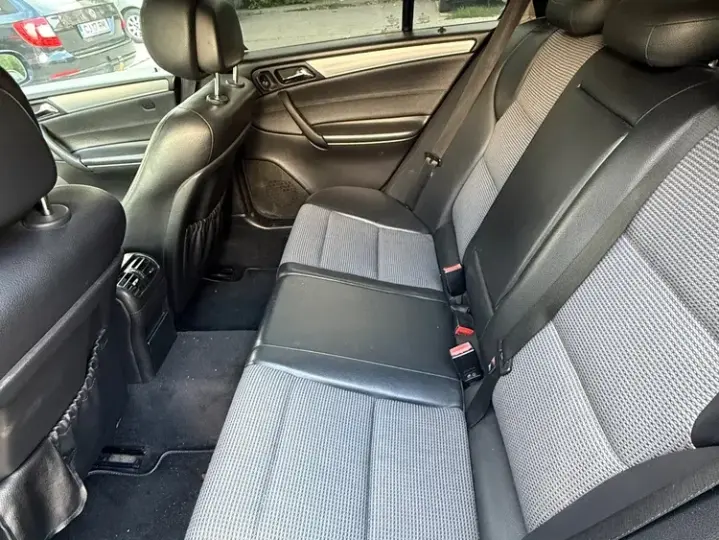 Mercedes-Benz C W203