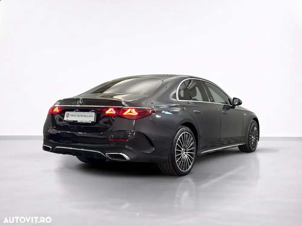Mercedes-Benz E — imagine 5
