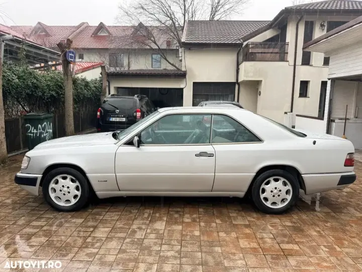 Mercedes-Benz W124