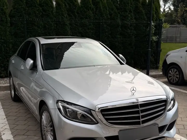 Mercedes-Benz C W205 220 d 4MATIC Aut.