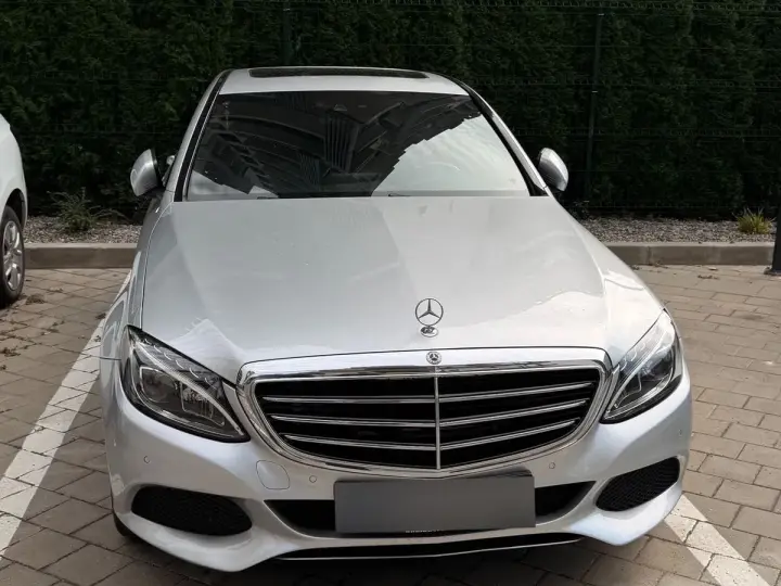 Mercedes-Benz C W205 220 d 4MATIC Aut.