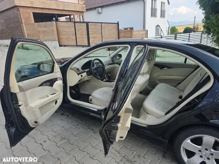 Mercedes-Benz E W211 200 CDI