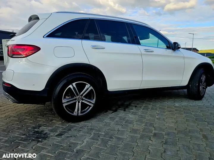 Mercedes-Benz GLC X253 300 e 4MATIC