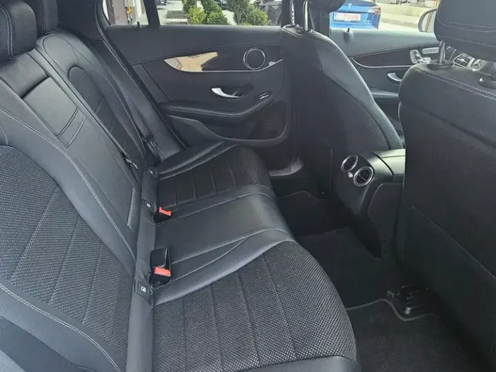 Mercedes-Benz GLC X253 300 e 4MATIC