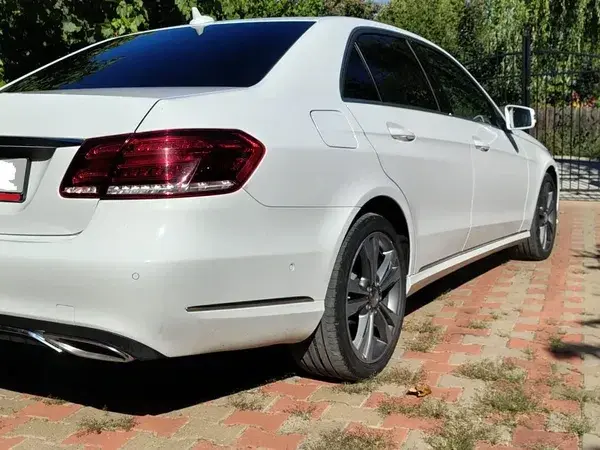 Mercedes-Benz E W212 220 CDI 7G-TRONIC