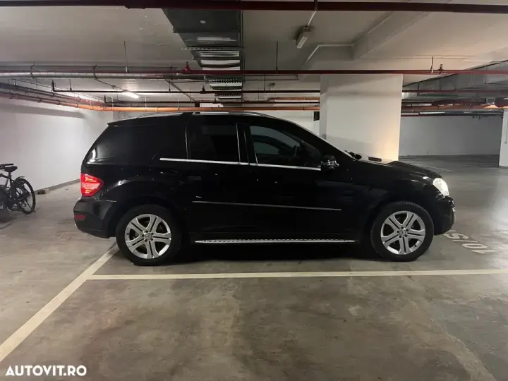 Mercedes-Benz ML W164