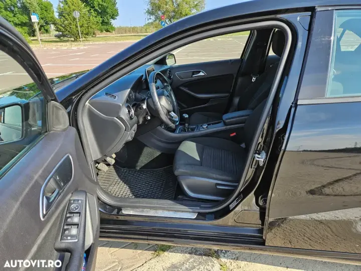 Mercedes-Benz A 160 W176