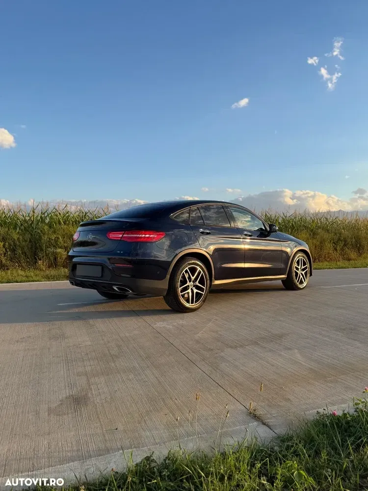 Mercedes-Benz GLC 250 4MATIC — imagine 4
