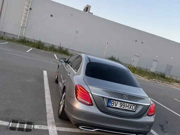 Mercedes-Benz C W205 220 d 7G-TRONIC