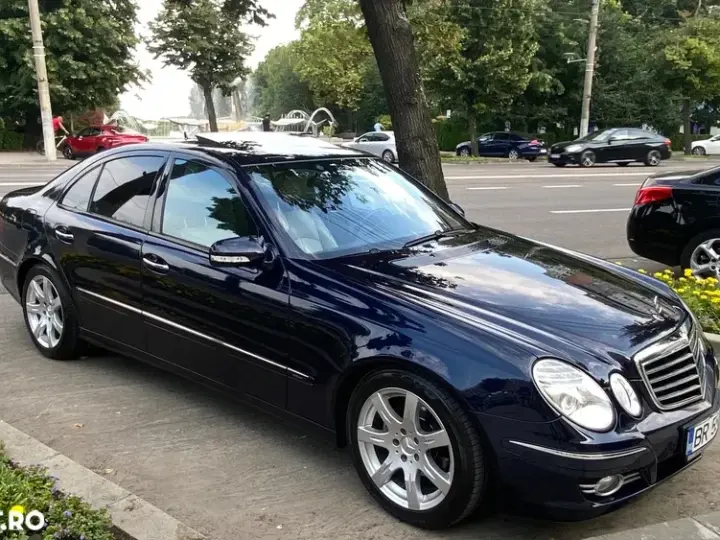 Mercedes-Benz E W211
