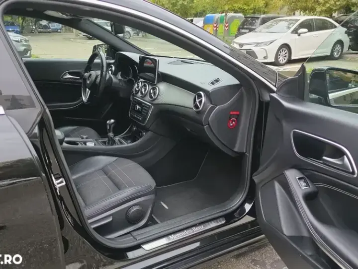 Mercedes-Benz CLA 180 C117