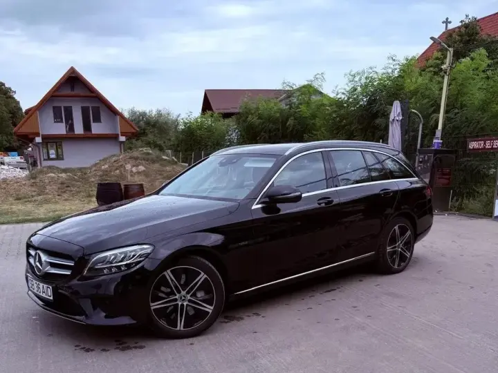 Mercedes-Benz C W205 300 de 9G-TRONIC