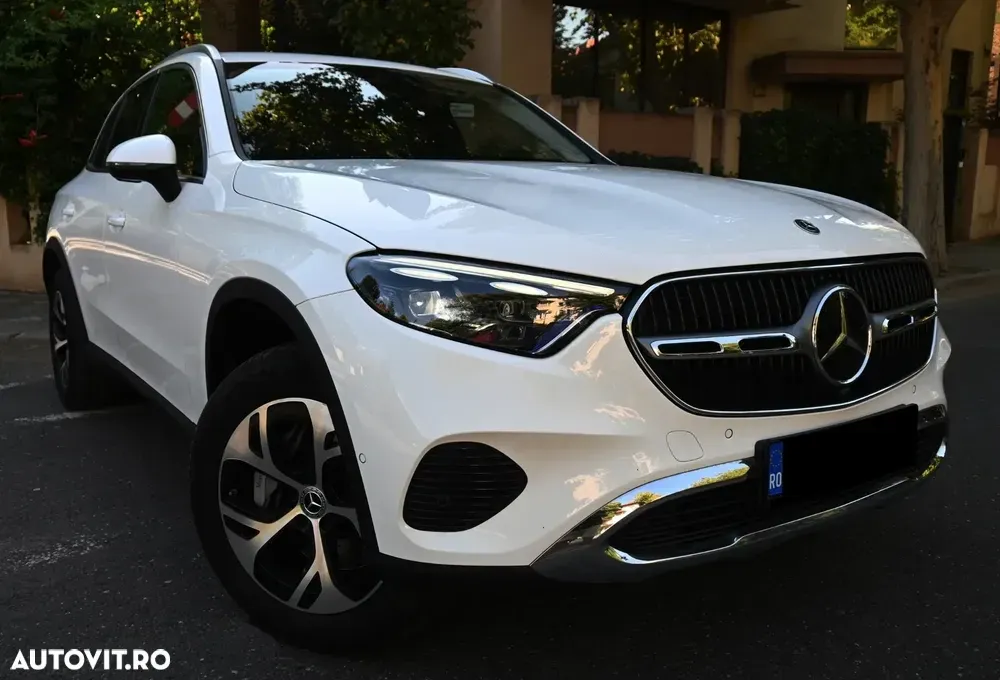 Mercedes-Benz GLC 300 e 4MATIC PHEV — imagine 2