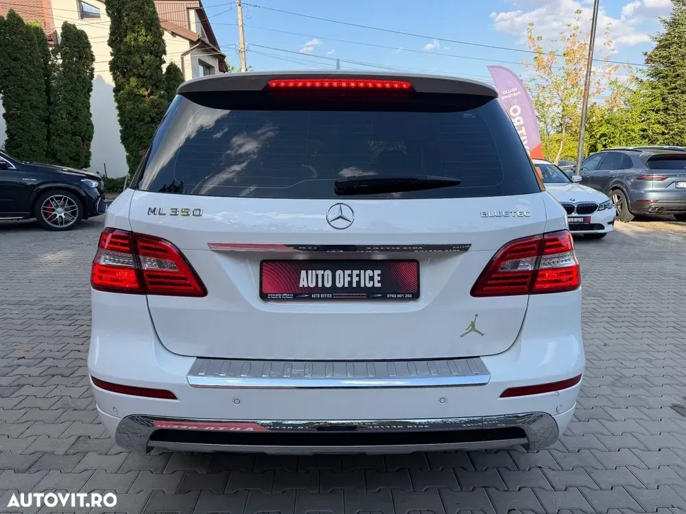 Mercedes-Benz ML 350 BlueTEC 4MATIC 7G-TRONIC — imagine 4