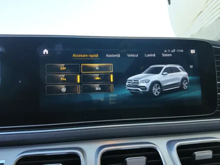 Mercedes-Benz GLE 300 d 4Matic 9G-TRONIC AMG Line