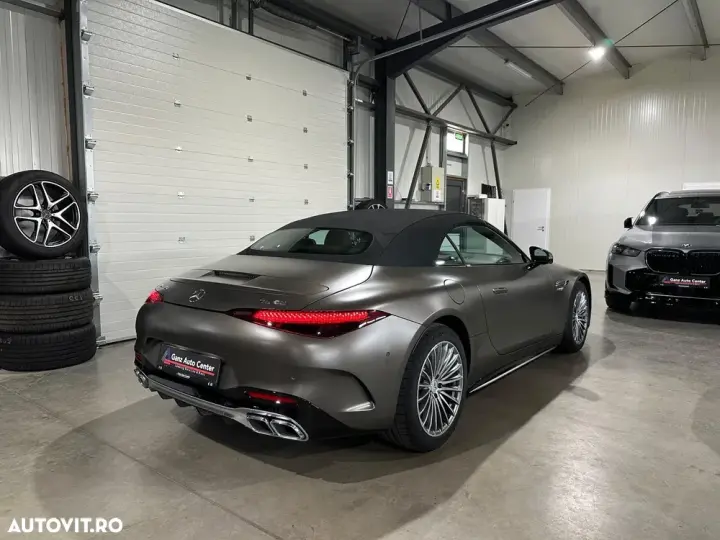 Mercedes-Benz SL 55 AMG 4Matic+ Speedshift MCT 9G
