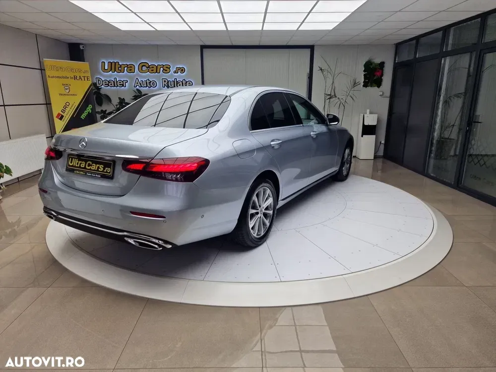 Mercedes-Benz E — imagine 5