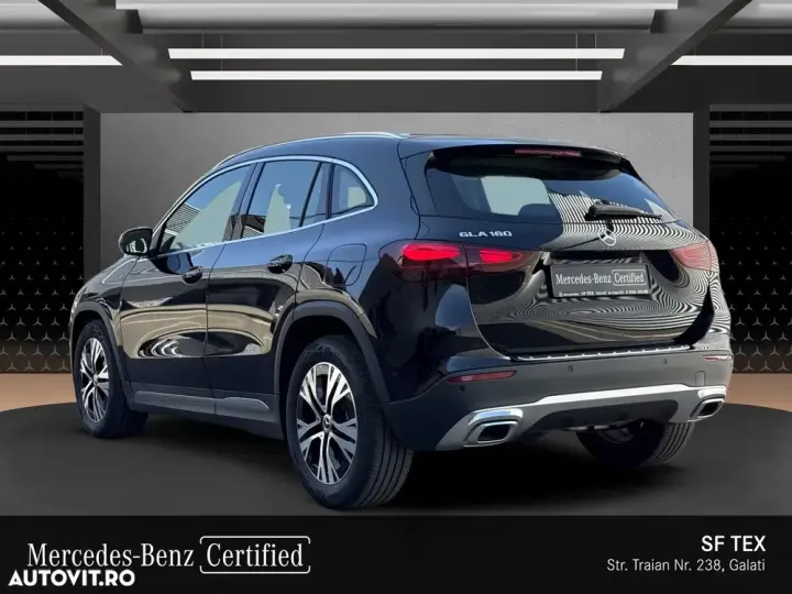 Mercedes-Benz GLA H247 180 7G-DCT Entry