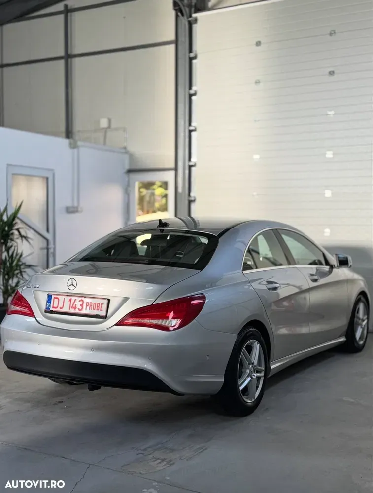 Mercedes-Benz CLA 180 UrbanStyle Edition — imagine 6