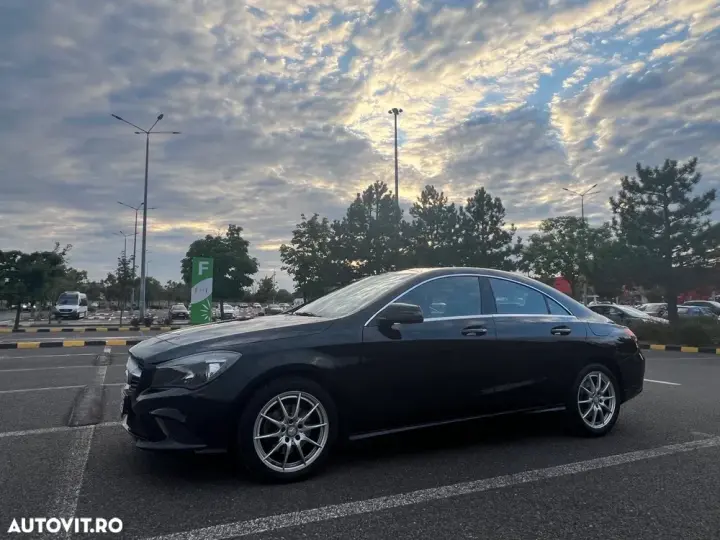 Mercedes-Benz CLA 180 C117