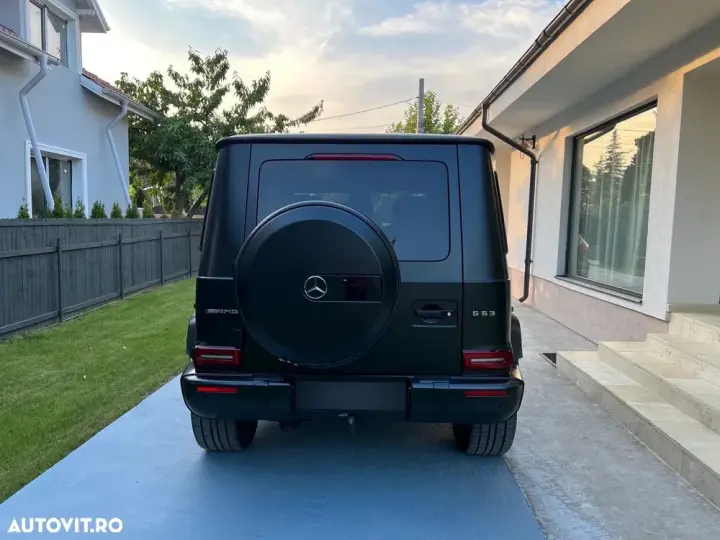 Mercedes-Benz G W483