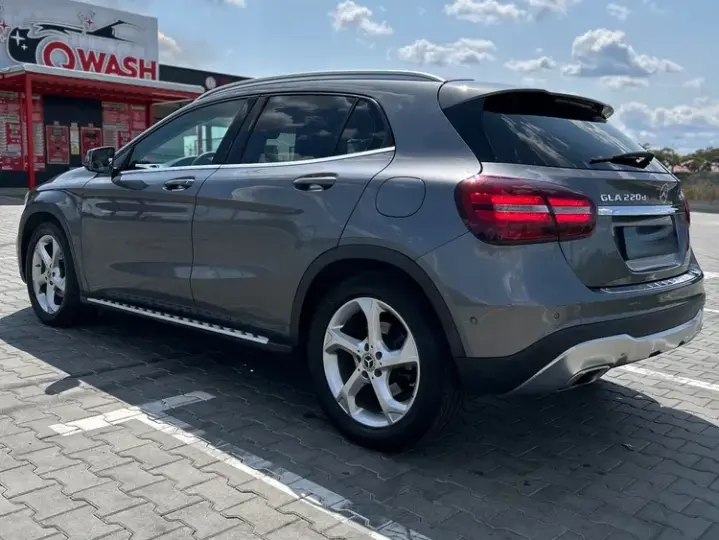 Mercedes-Benz GLA X156 220 d 4MATIC Aut.
