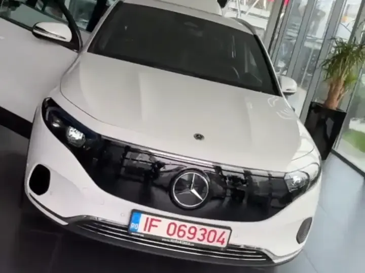 Mercedes-Benz EQA