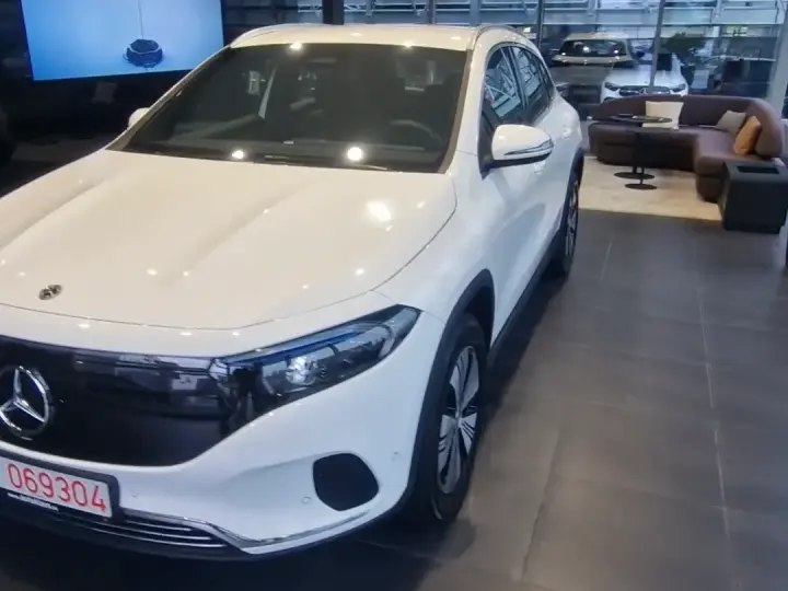 Mercedes-Benz EQA
