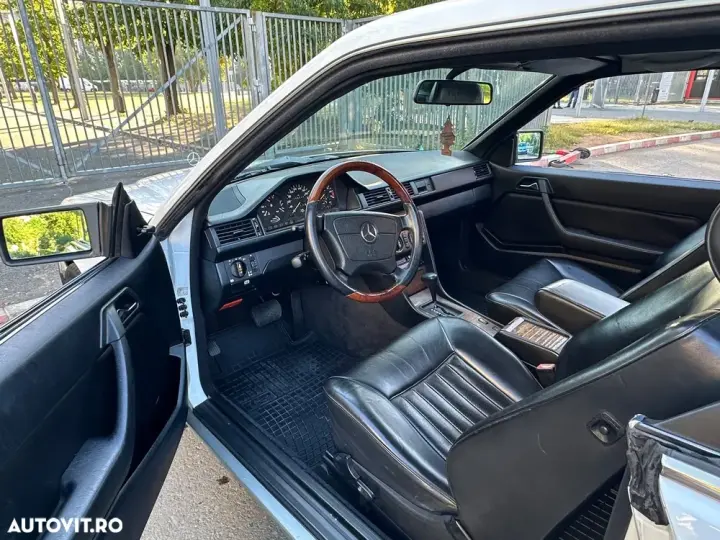 Mercedes-Benz E W124