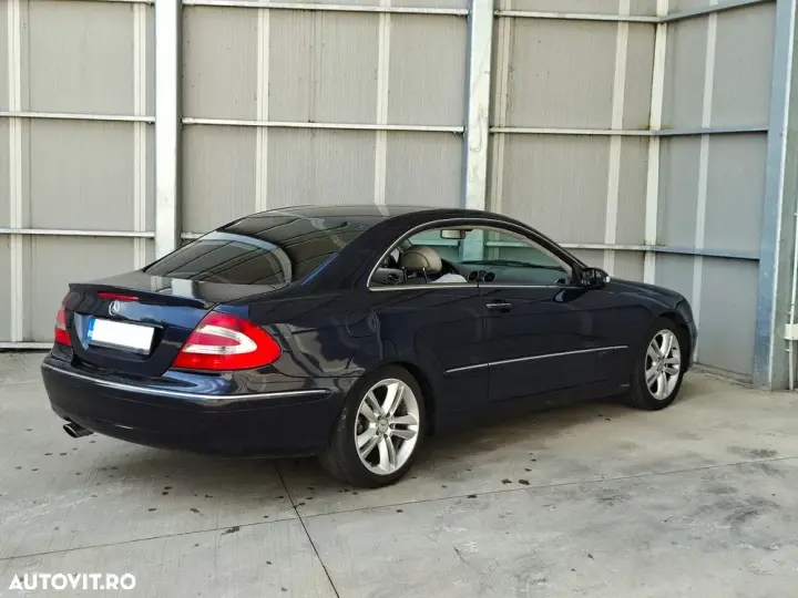 Mercedes-Benz CLK C209