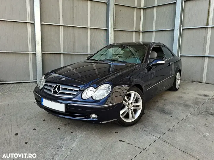 Mercedes-Benz CLK C209