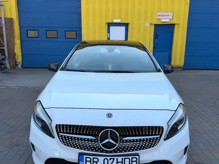 Mercedes-Benz A 180 W176