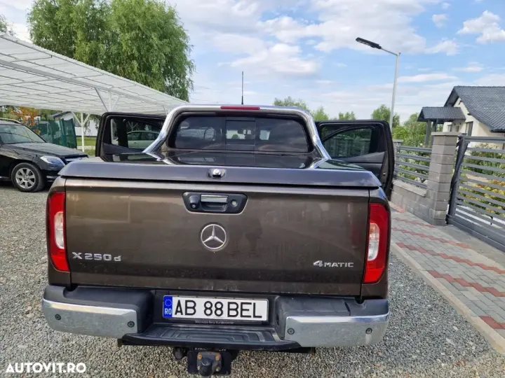 Mercedes-Benz X