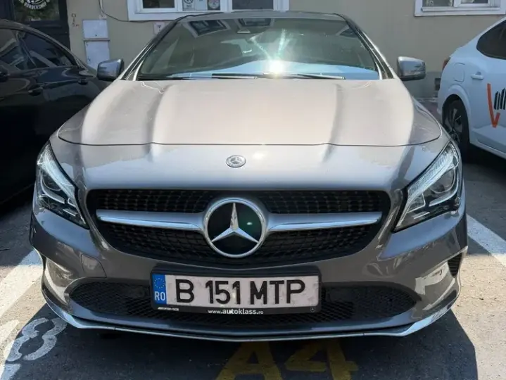 Mercedes-Benz CLA 180 C117