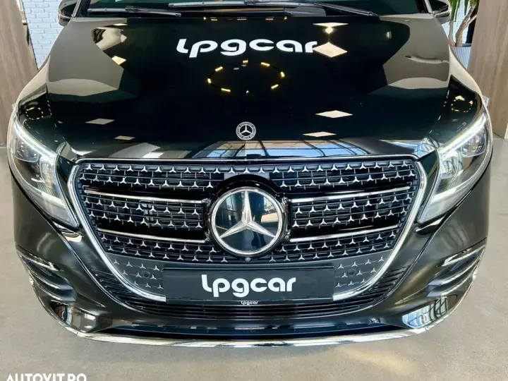 Mercedes-Benz V 300 d 237 CP AWD 9AT Horizon
