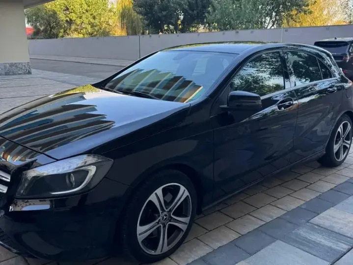 Mercedes-Benz A 250 W176 4Matic BlueEfficiency Aut.
